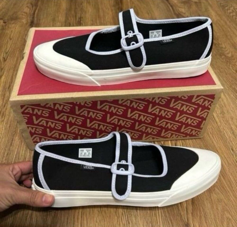 VANS Mary Jane black purple buckle shoes sneakers women’s 7.5 new